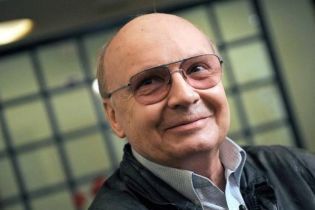 Звезду "Иронии судьбы" Андрея Мягкова экстренно госпитализировали в Москве