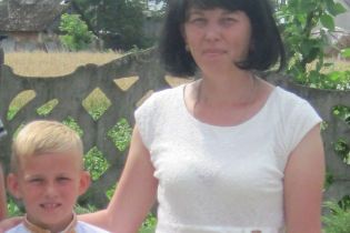 Надія потребує негайної допомоги в лікуванні раку