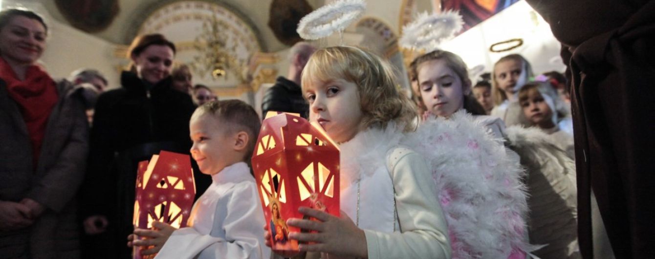 Порошенко затвердив Різдво 25 грудня ще одним вихідним