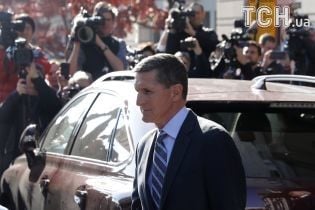 Спецпрокурор Мюллер попросил суд не сажать экс-советника президента США Флинна в тюрьму