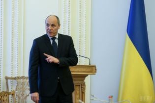Парубий объяснил, когда вступит в силу закон о военном положении