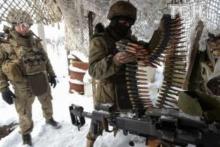 Бойовики здійснили 14 обстрілів і поранили одного українського бійця. Зведення ООС