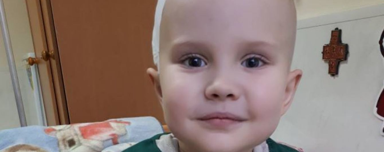 Огромная опухоль мозга поразила 5-летнего Максима