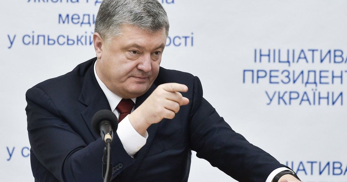 Порошенко призвал Раду немедленно рассмотреть законопроект об Антикоррупционном суде