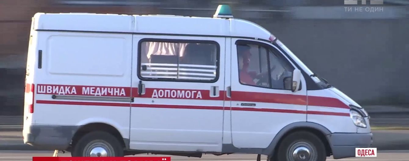 В Харькове парень попал в реанимацию после падения в супермаркете