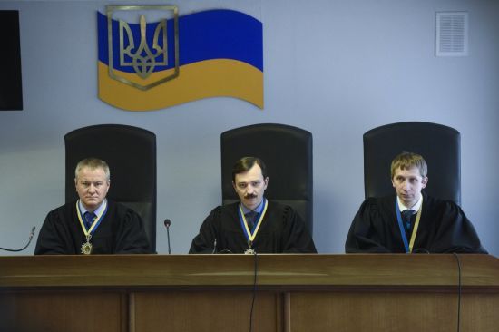 Януковичу відмовили у відкликанні державних адвокатів
