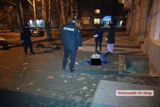 В Николаеве посреди города погиб военнослужащий