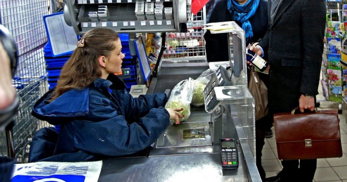Кабмін підвищив поріг суми для бізнесу, коли потрібно застосовувати касові апарати