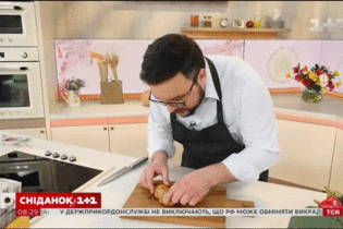 Куриные крученики с грибами по рецепту Руслана Сеничкина