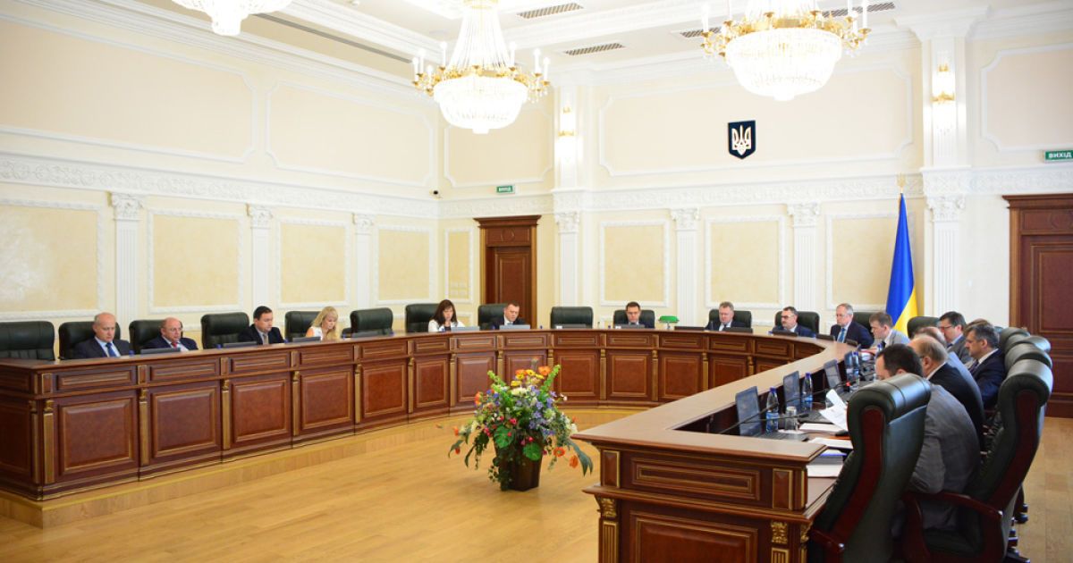 Вища рада правосуддя звільнила трьох суддів - Політика - TCH.ua