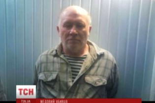 Террористам во время обмена заложниками передали деда, который принес банку со взрывчаткой военным