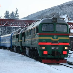Неуважність і самовпевненість: чому українці так часто гинуть під колесами потягів