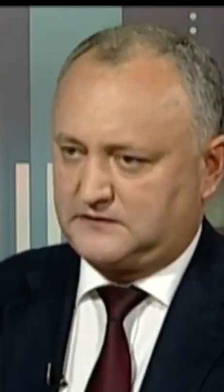 Конституційний суд Молдови тимчасово усунув президента країни Ігоря Додона з посади