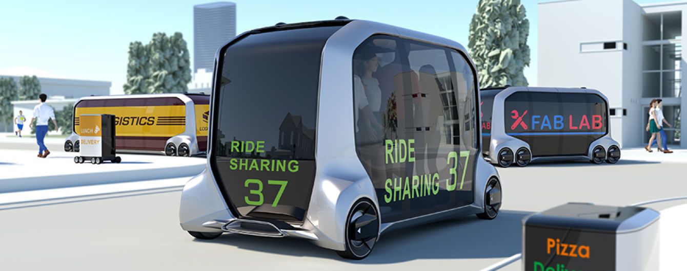Мобильный офис или доставка пиццы: Toyota показала первую беспилотную платформу на колесах