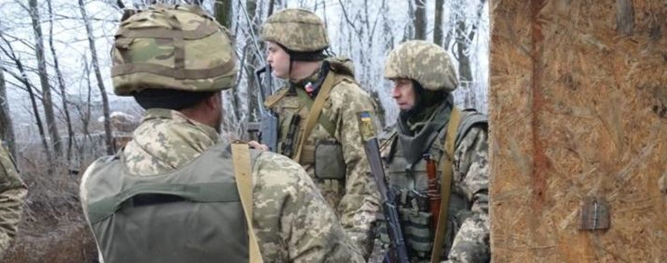 Бойовики з гранатометів обстріляли позиції українських військових на Луганському напрямку