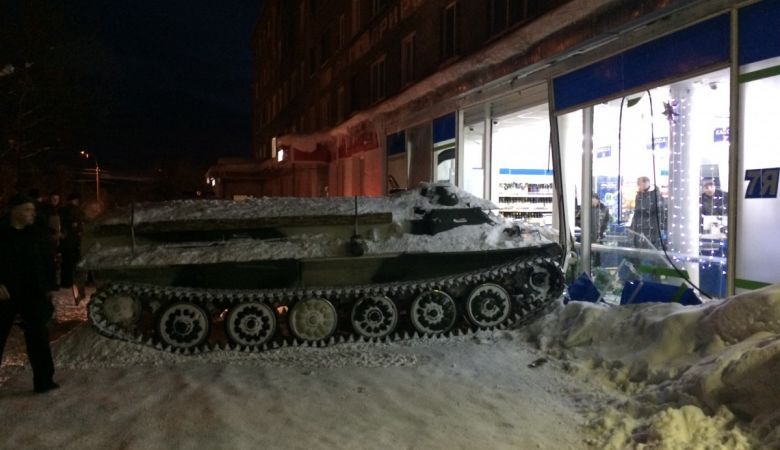 БРОНЕТРАНСПОРТЕР в апатитах