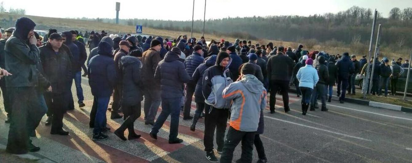 Блокування доріг до Польщі у двох західних областях завершилося