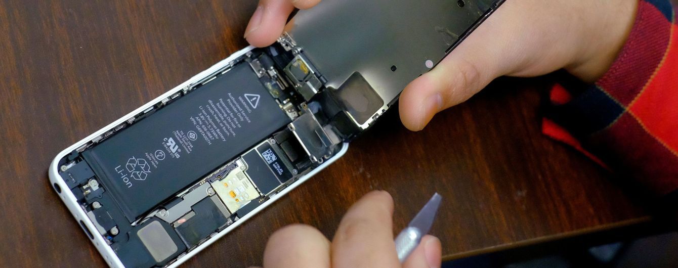 У Цюриху через загоряння акумулятора iPhone з магазину евакуювали 50 людей