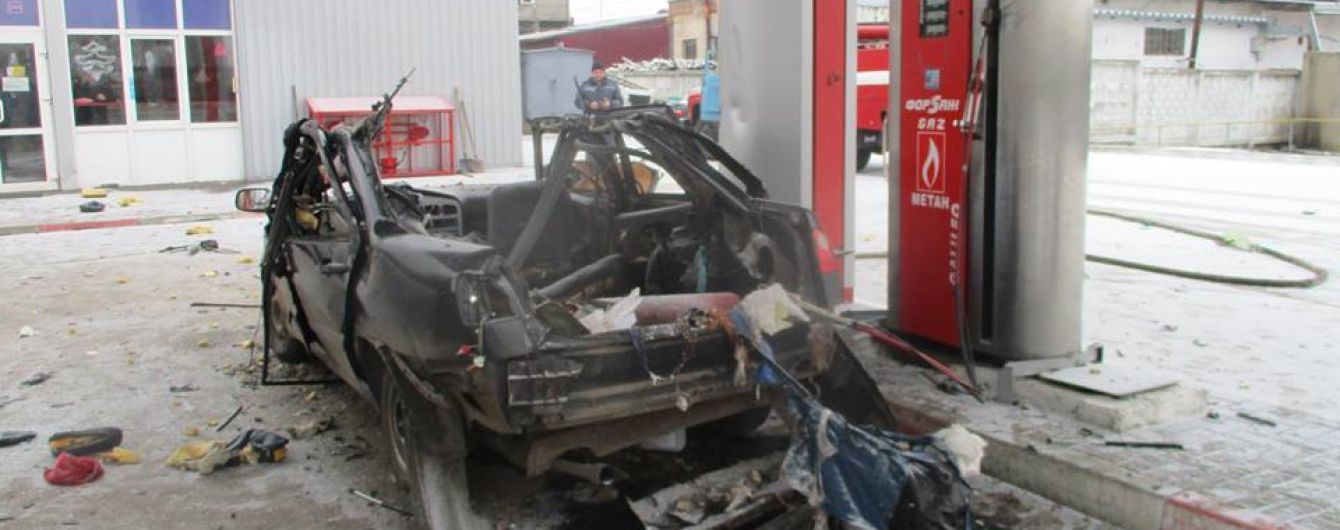 На Сумщині авто вибухнуло на газовій заправці, є постраждалі