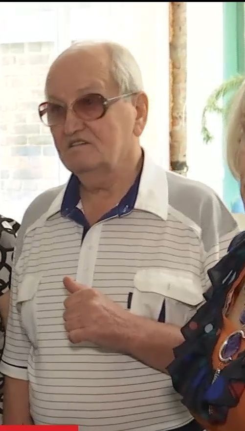 У Черкасах 77-річний дідусь відкрив школу танців та професійно навчає пенсіонерів