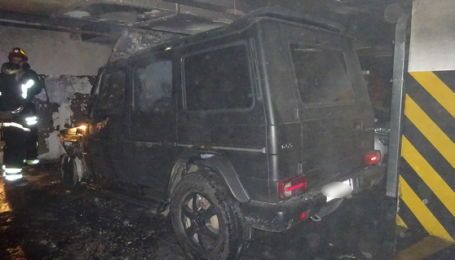 Сожженный в Киеве Gelandewagen принадлежал лидеру активистов в деле Ноздровской