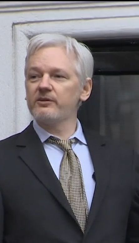 Засновник WikiLeaks Джуліан Ассанж став громадянином Еквадору, не відвідуючи країни