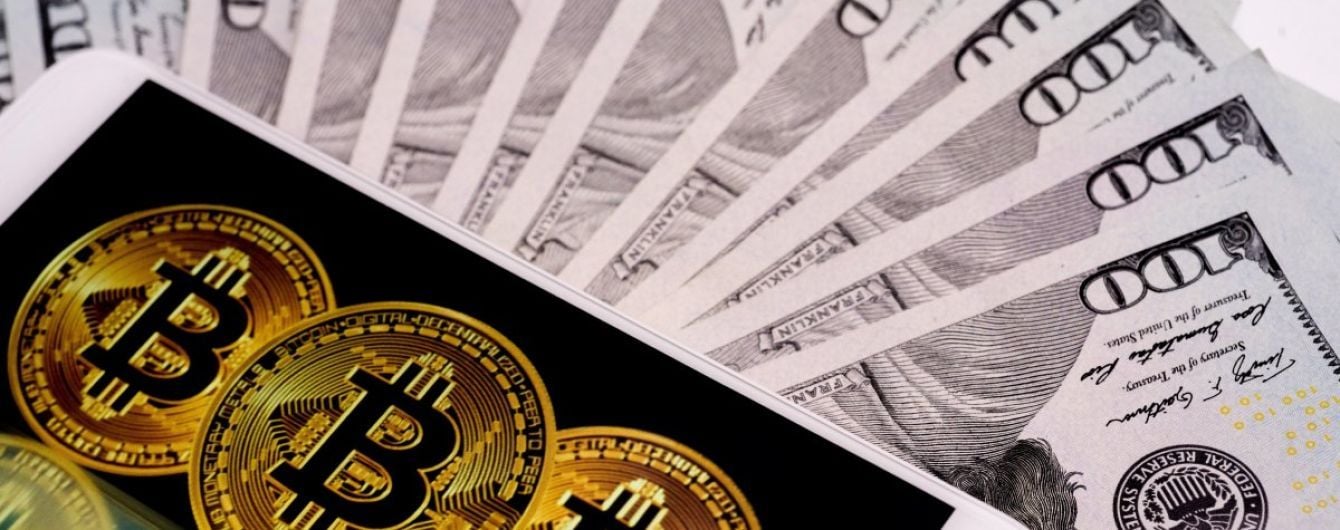 Стоимость Bitcoin впервые за год достигла почти 9 тыс. долларов