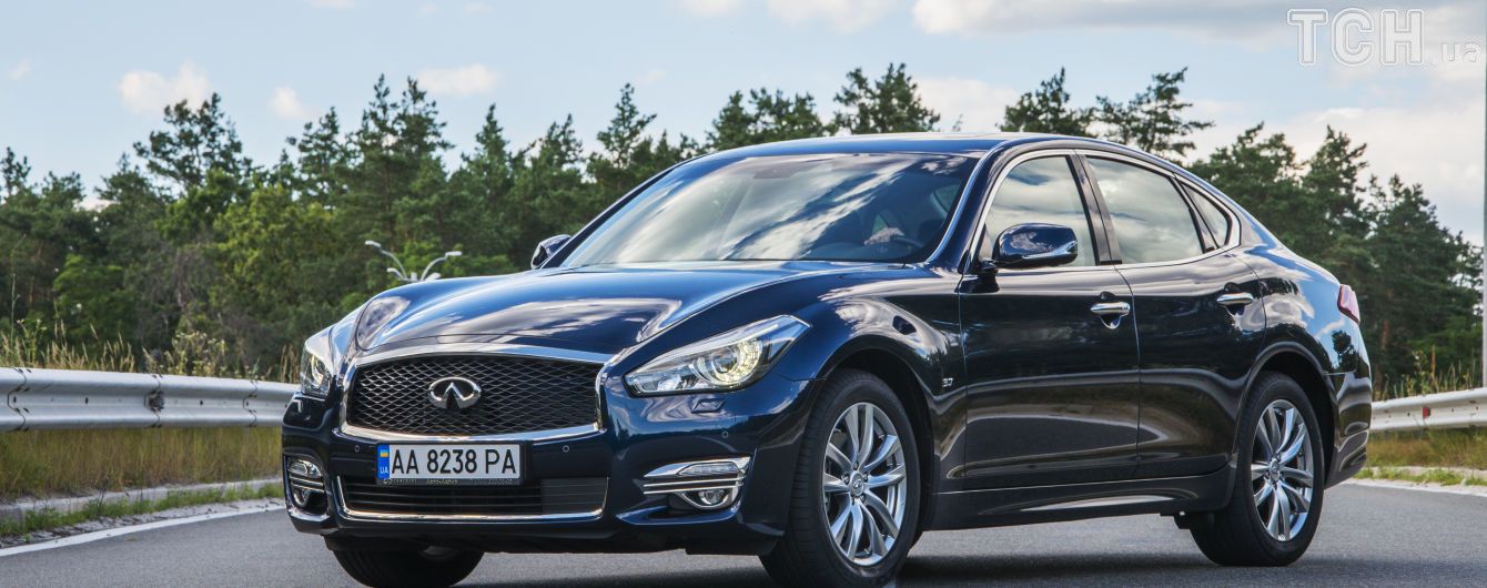 Випадкове викрадення: жінка переплутала Nissan з Infiniti