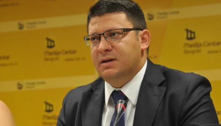 У Сербії проросійські політики закликають Путіна ввести війська у Косово