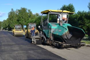Керівник "Укравтодору" обіцяє відремонтувати всі траси між обласними центрами