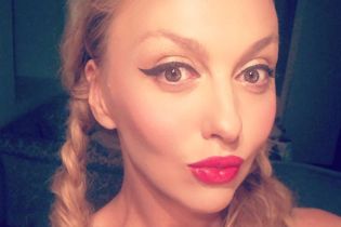 "Целый день хожу без трусов": Оля Полякова показала, как отдыхает на Мальдивах