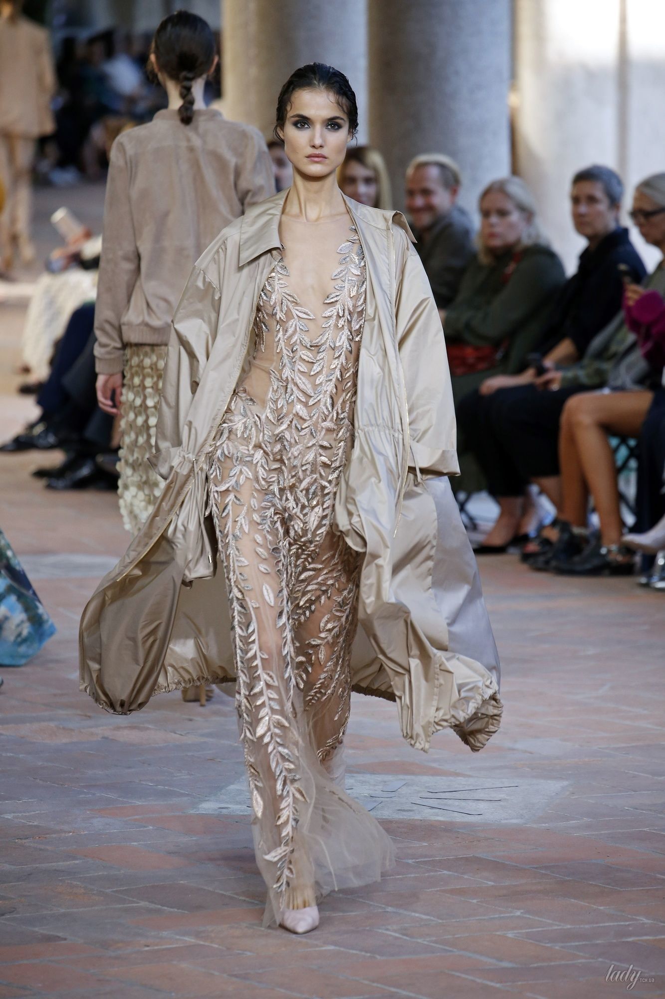 Коллекция Alberta Ferretti прет-а-порте сезона весна-лето 2018_15