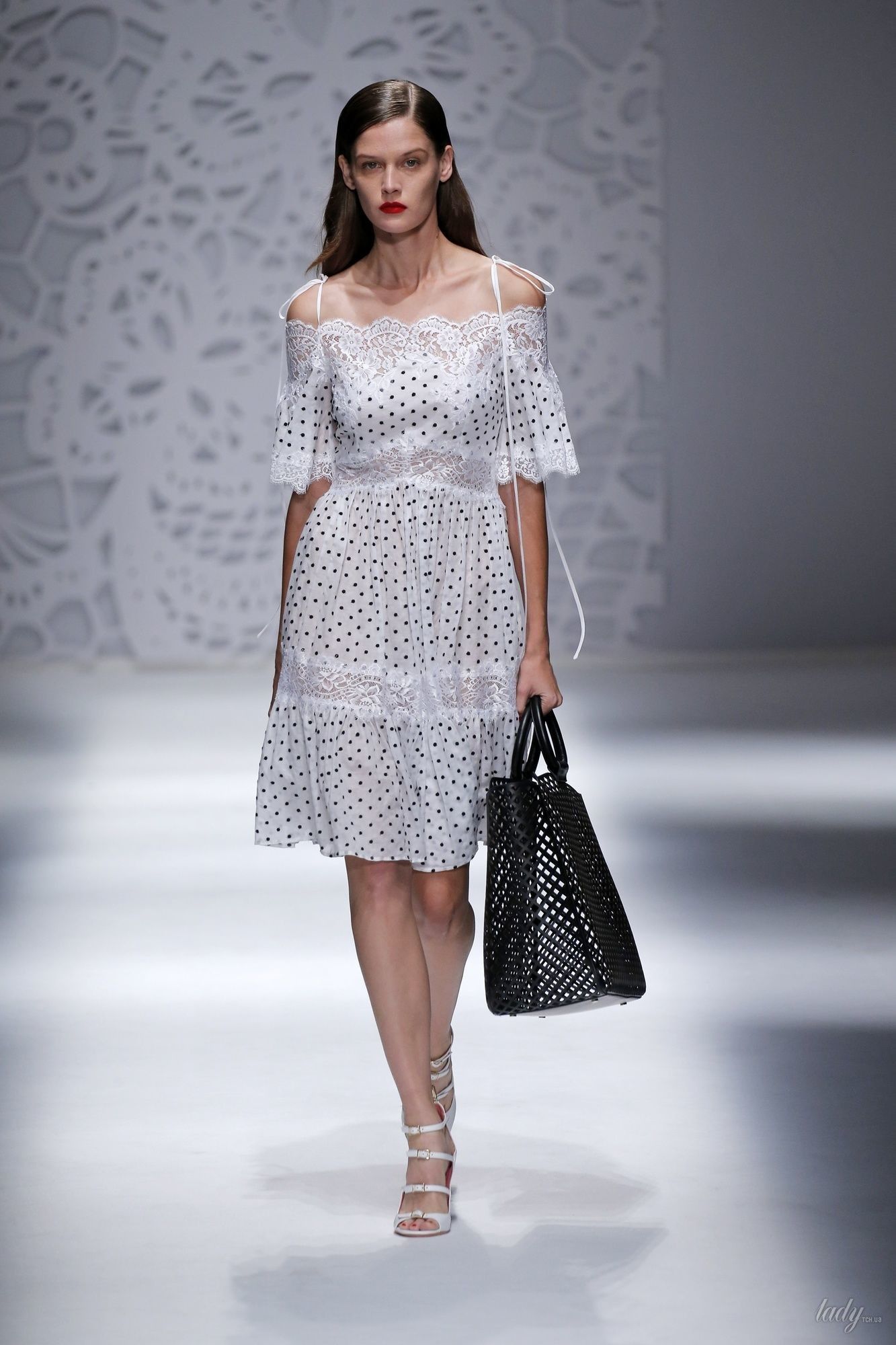 Коллекция Blumarine прет-а-порте сезона весна-лето 2018_17