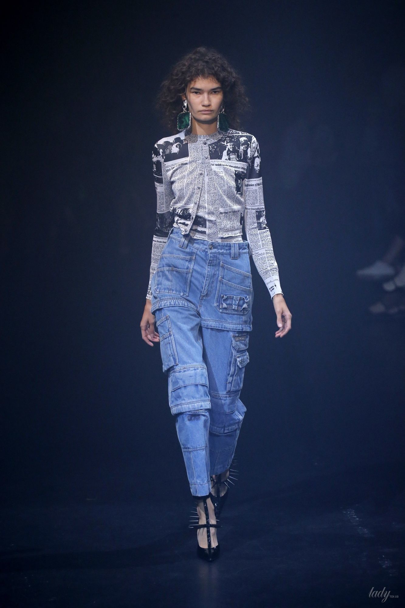Коллекция Balenciaga прет-а-порте сезона весна-лето 2018_21