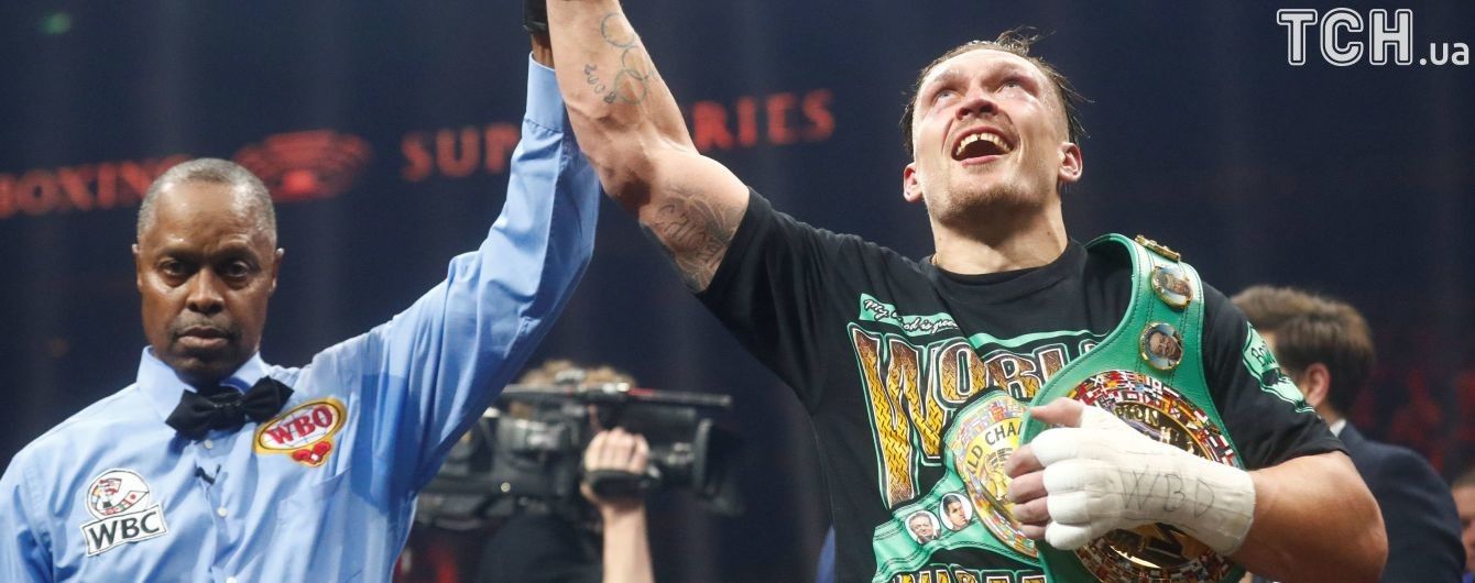 Усик стал лучшим боксером месяца по версии WBC