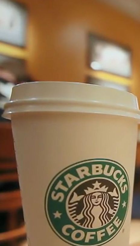 Компания Starbucks заявила, что не планирует работать в Украине