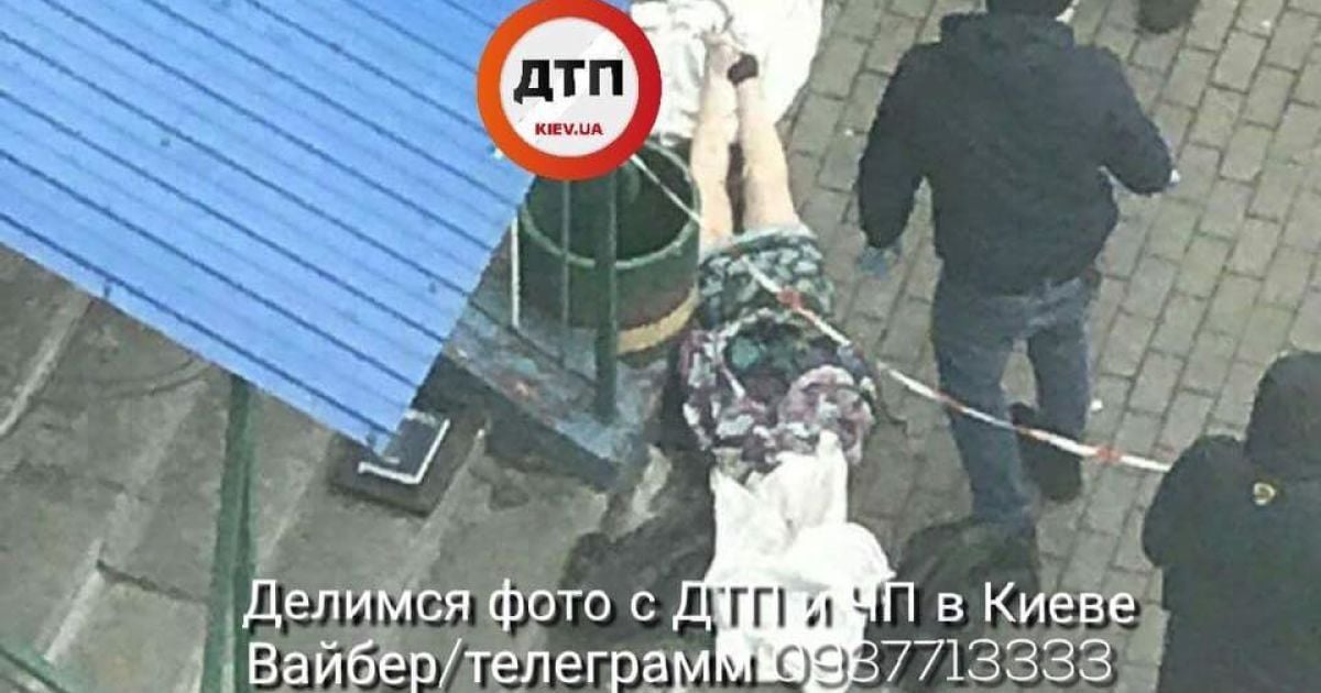 В Киеве на Троещине женщина выбросилась с 12 этажа жилого дома - СМИ