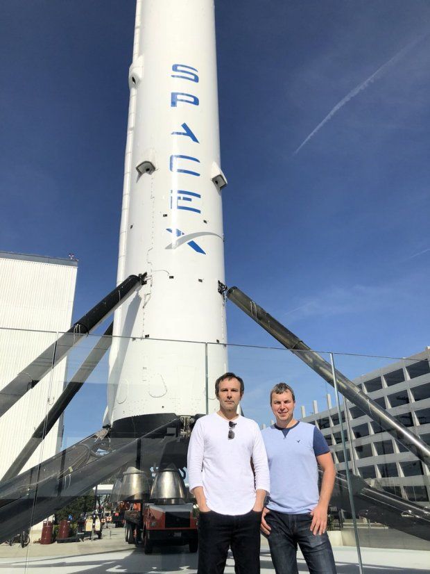 Вакарчук на Space X_2