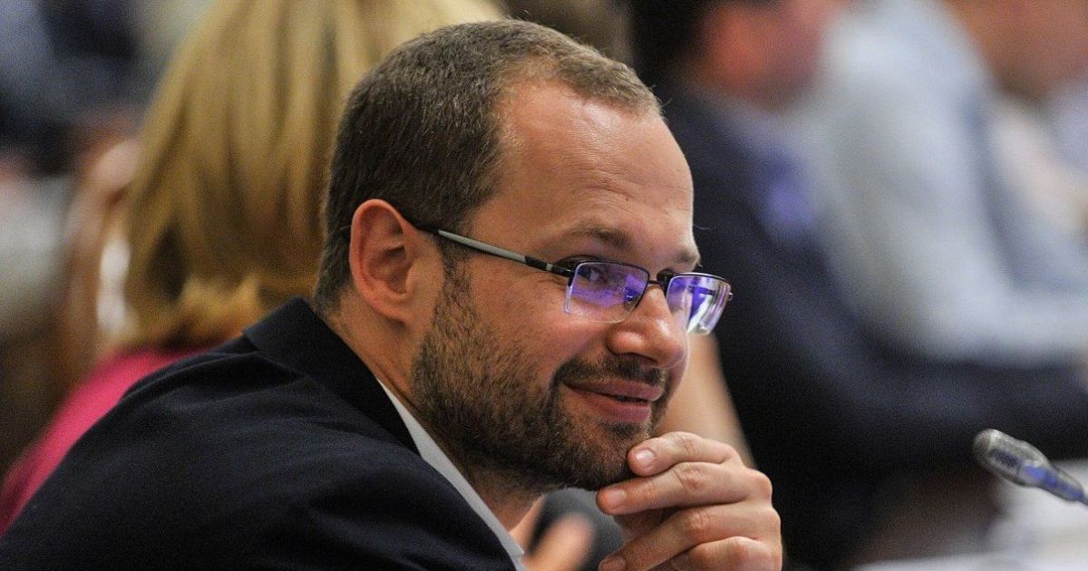 Суд обязал Пинзеника публично опровергнуть заявление об отмывании денег Центром противодействия коррупции