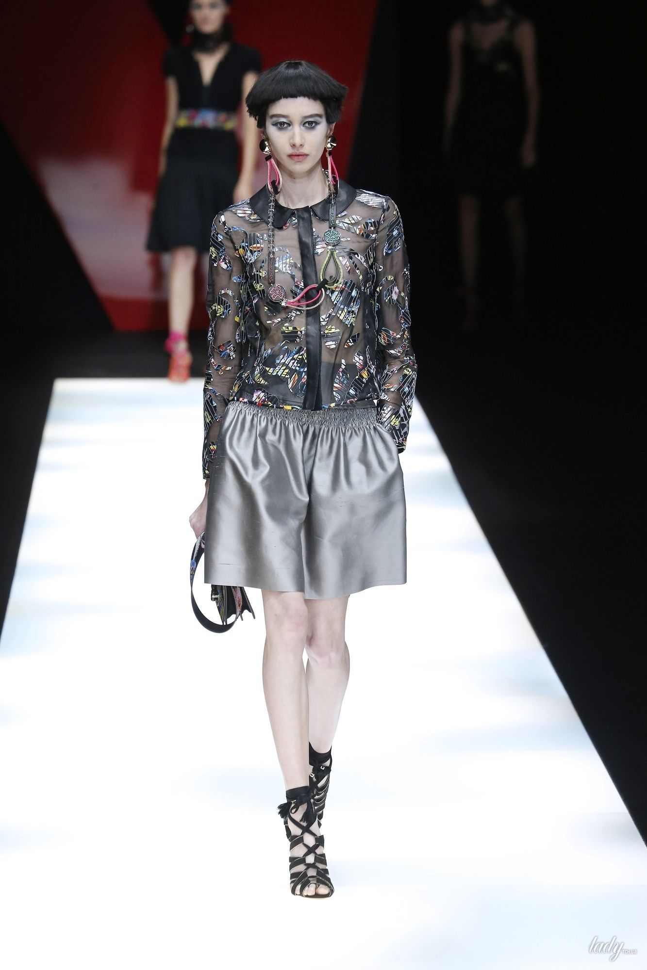 Коллекции Giorgio Armani прет-а-порте сезона весна-лето 2018_8