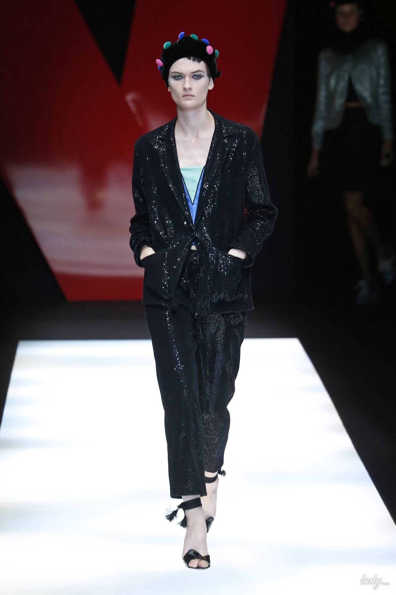 Коллекции Giorgio Armani прет-а-порте сезона весна-лето 2018_28