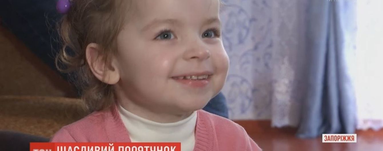 4-летняя Даша, которую спасали миллионы украинцев после ожогов, вернулась с лечения