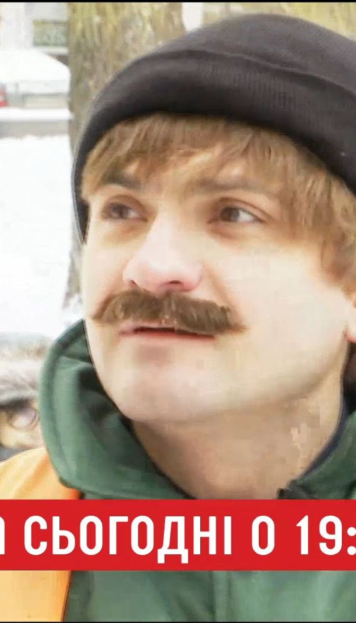 Мер Хмельницького взявся очищати вулиці від снігу, аби почути думки перехожих про владу