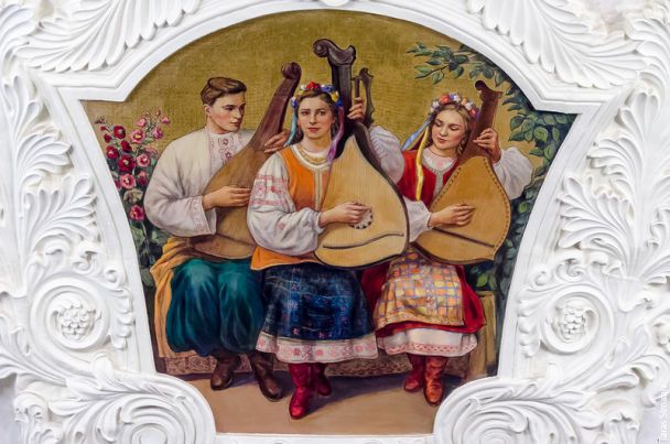 Реставрація фресок на станції метро "Київська" у Москві