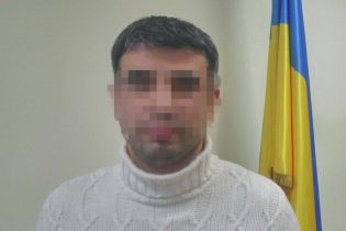 Суд взяв під варту "екс-чиновника" Криму, який їхав з півострова за біометричним паспортом