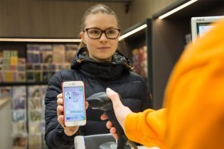 Украинским водителям разрешат показывать права просто со смартфона