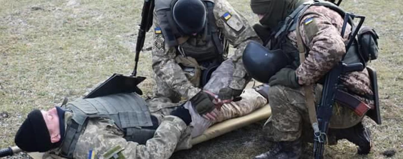 На Пасху четверо украинских военных получили ранения в зоне АТО