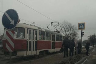 У Харкові 15-річний хлопець дивом вижив після наїзду трамвая
