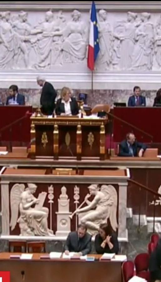 У Франції депутатів каратимуть за пропущені засідання