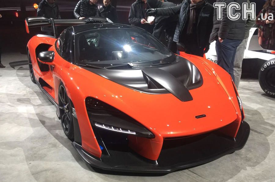 McLaren Senna